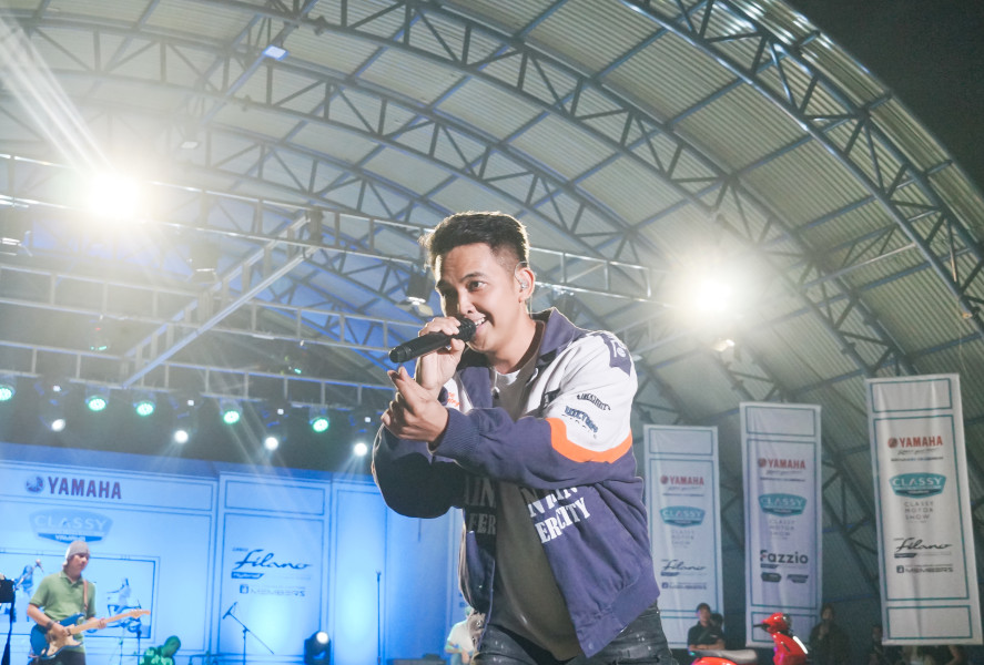 YAMAHA SUMBER JADI SUKSES GELAR CLASSY MOTOR SHOW