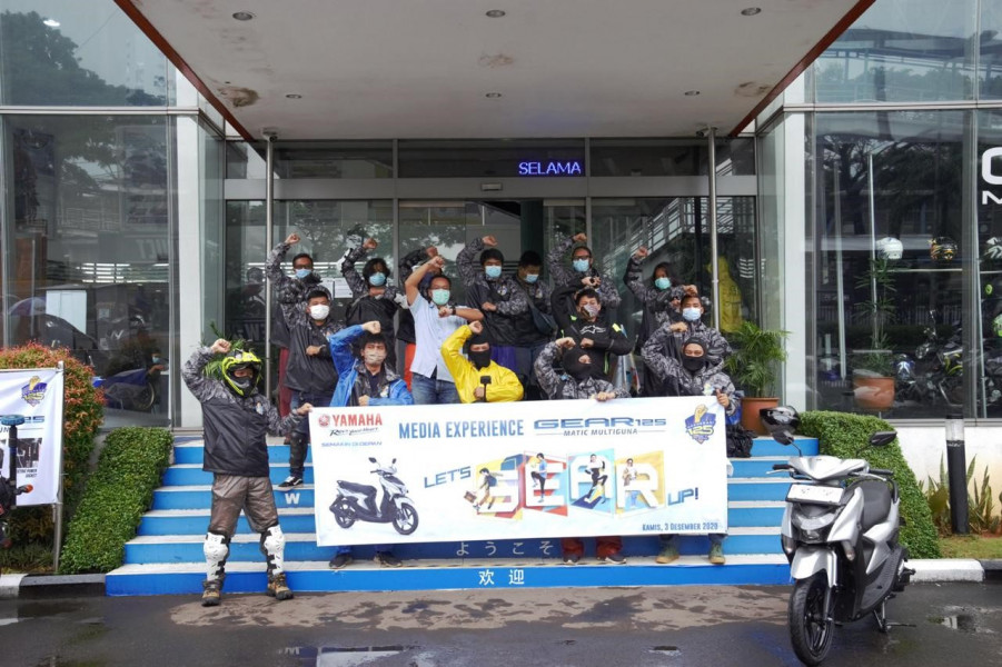Riding Perdana, Yamaha GEAR 125 Bersama Awak Media